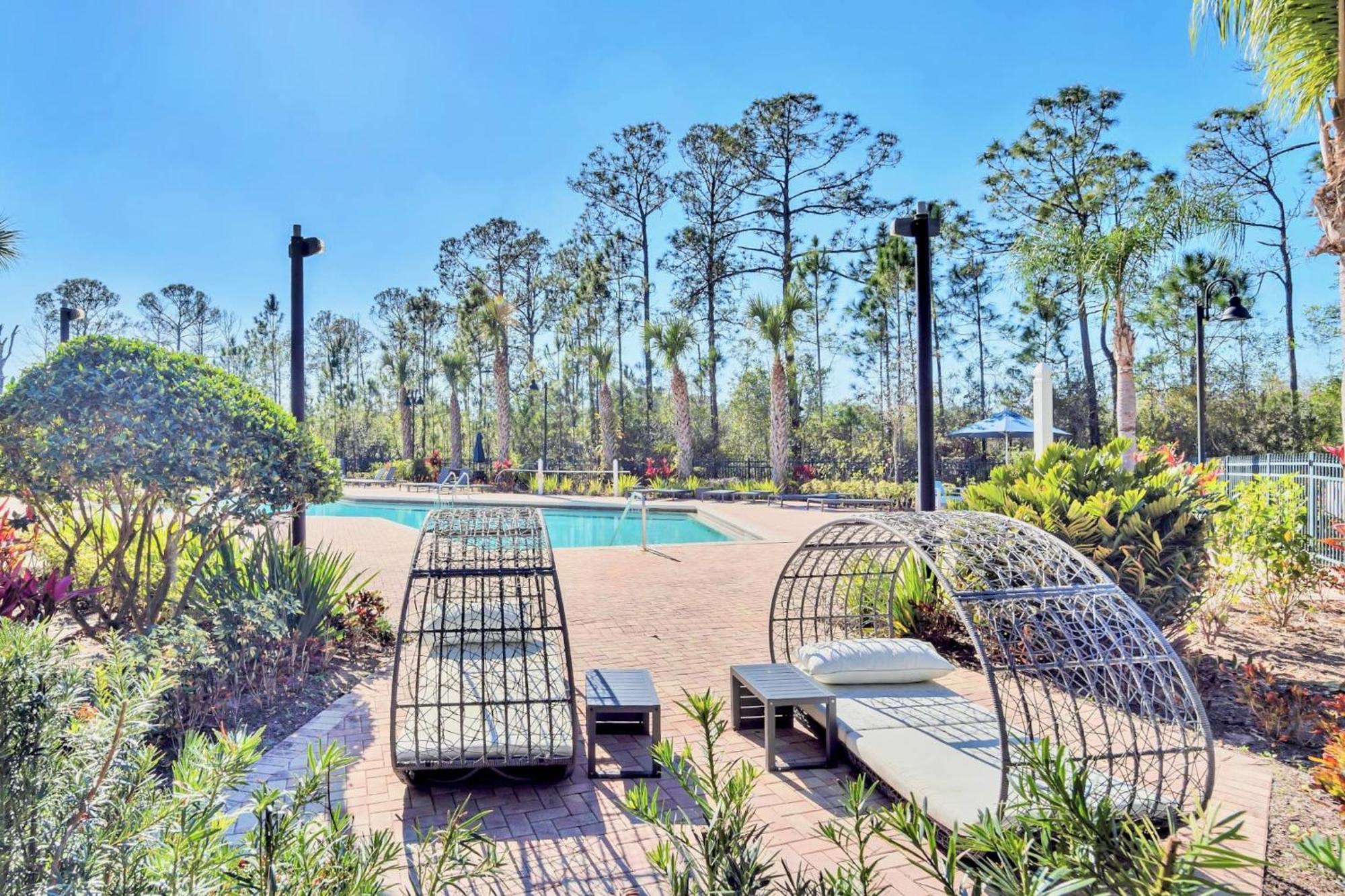 Luxury 2Br Condo - Pool & Hot Tub - Near Disney Orlando Exterior photo