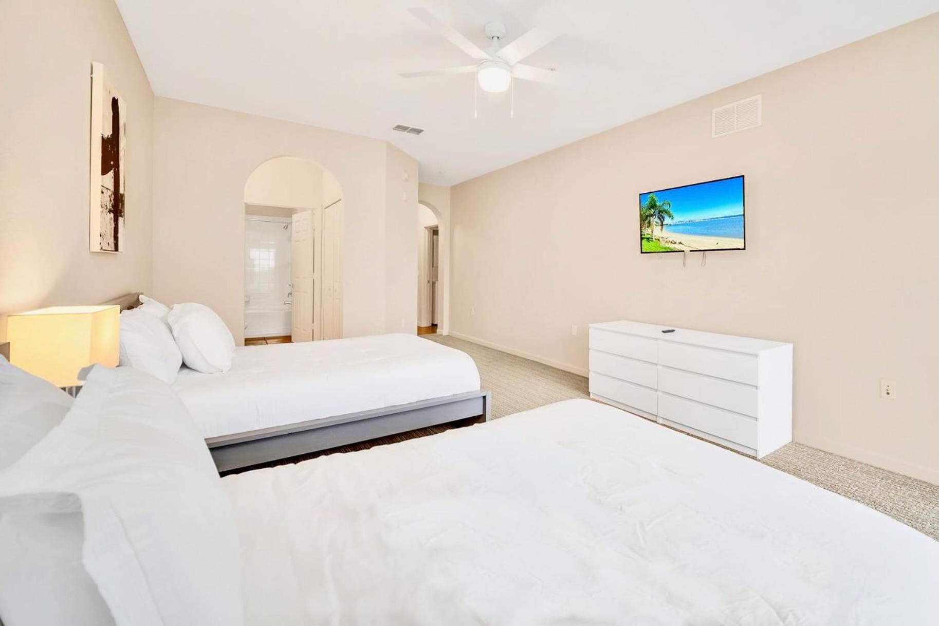 Luxury 2Br Condo - Pool & Hot Tub - Near Disney Orlando Exterior photo