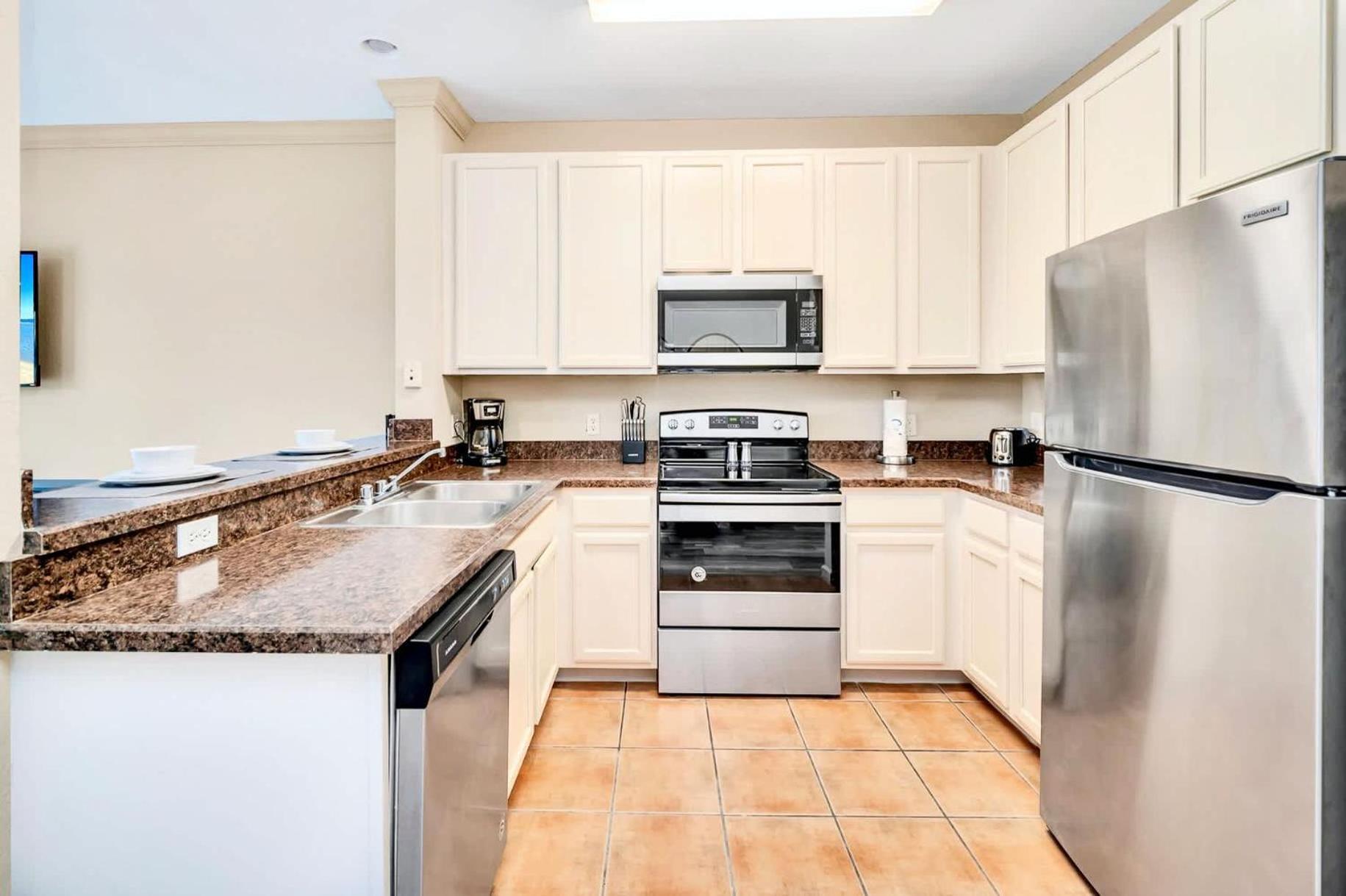 Luxury 2Br Condo - Pool & Hot Tub - Near Disney Orlando Exterior photo
